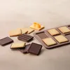 HALF-DIPPED BISCUIT SET