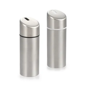 SALT SHAKER AND PEPPER POT