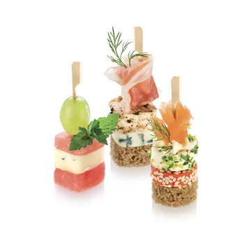 Deliziosi Spiedini Di Fast Food Arabi Sulla Banda Nera | Foto Gratis