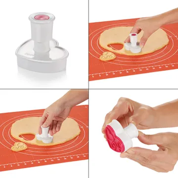 COOKIE CUTTERS WITH STAMP, HEARTS