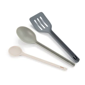 SET DI UTENSILI DA CUCINA