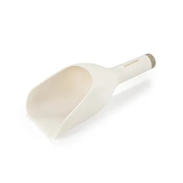 SCOOP WITH FUNNEL SPOUT