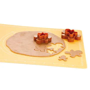 DOUBLE-SIDED COOKIE CUTTERS, FIGURE