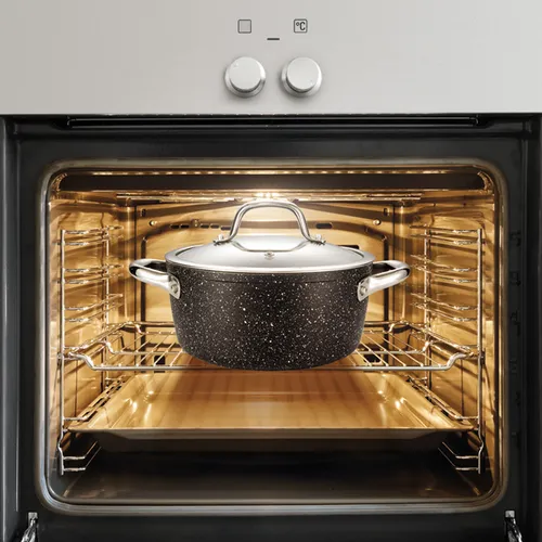 SAUCEPAN WITH COVER