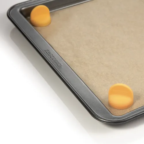 BAKING PAPER MAGNETS