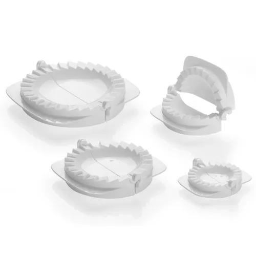 DUMPLING MAKER