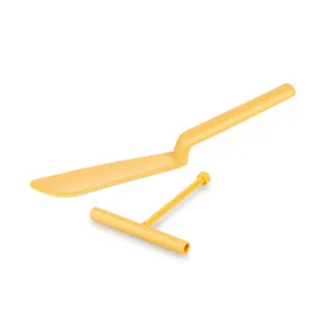 CREPE TURNER WITH SPREADER